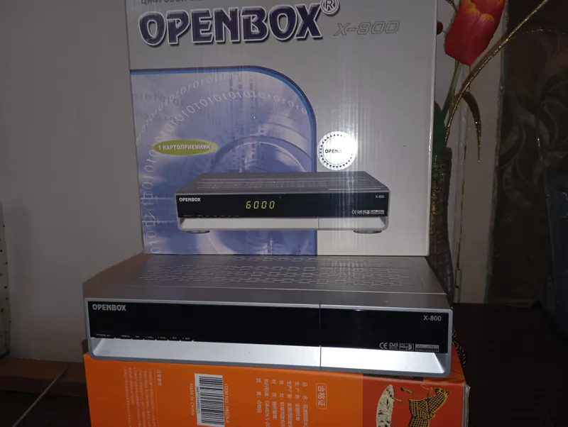 ЦИФРОВОЙ СПУТНИКОВЫЙ ТЮНЕР приемник OPENBOKX x800