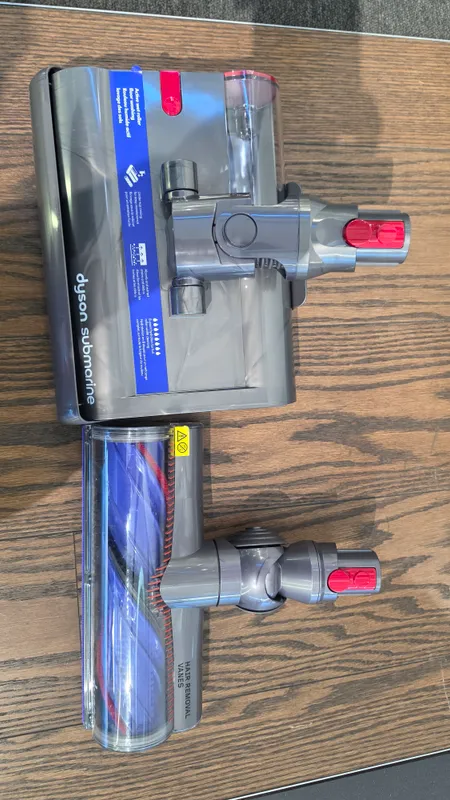 Dyson V12 Submarine simsiz changyutgichi + kafolat 9 Dyson V12 Submarine simsiz changyutgichi + kafolat 9