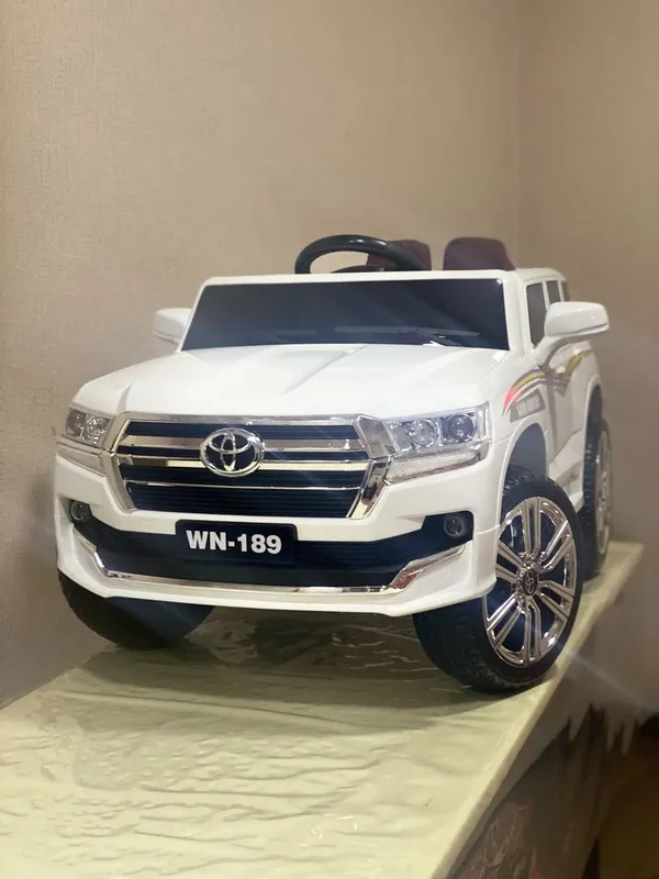 Toyota Land Cruiser 200 детская машина с пультом, электромобиль 2