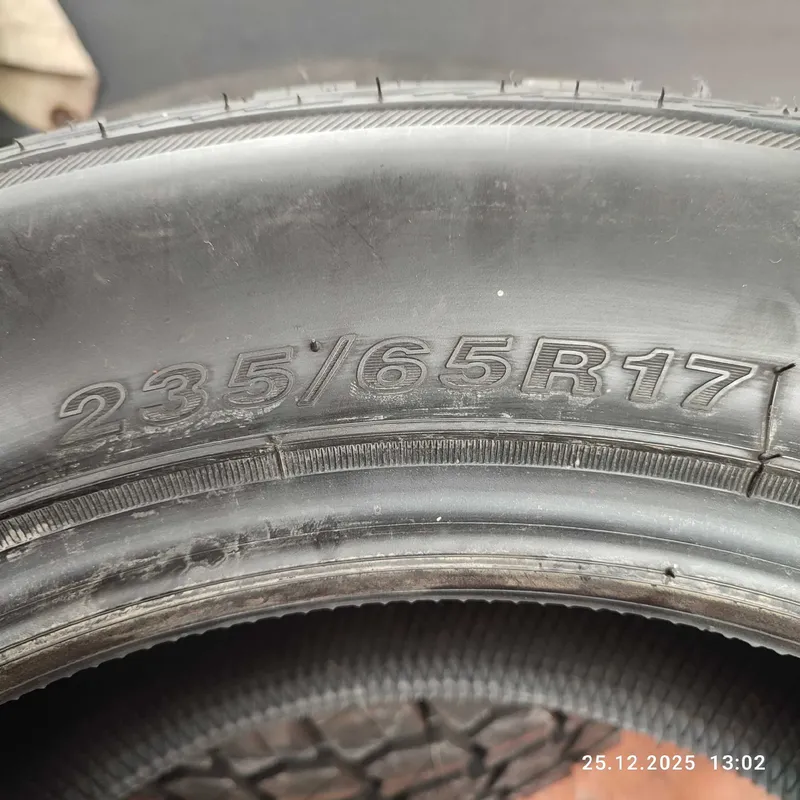 Продаётся Автошина 235/65/17