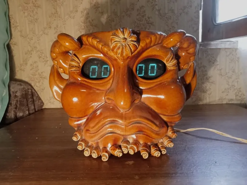 Часы настенные СССР. 3