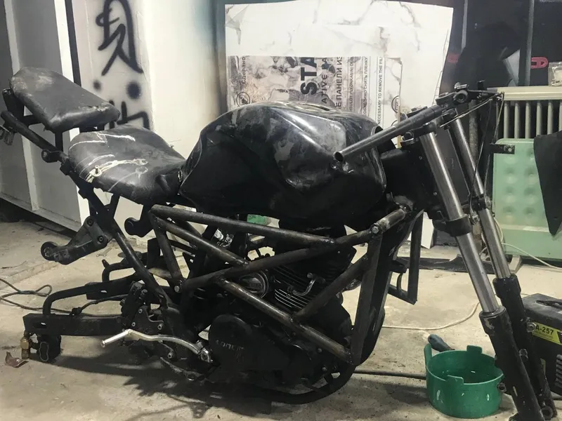 Motosikl ducassu 250 cc 1 Motosikl ducassu 250 cc 1