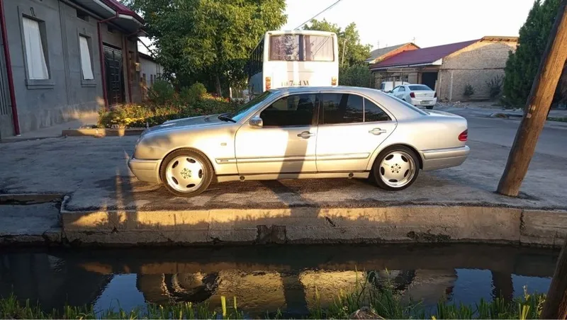 Mersades w210 dorest sotuvda 5 Mersades w210 dorest sotuvda 5
