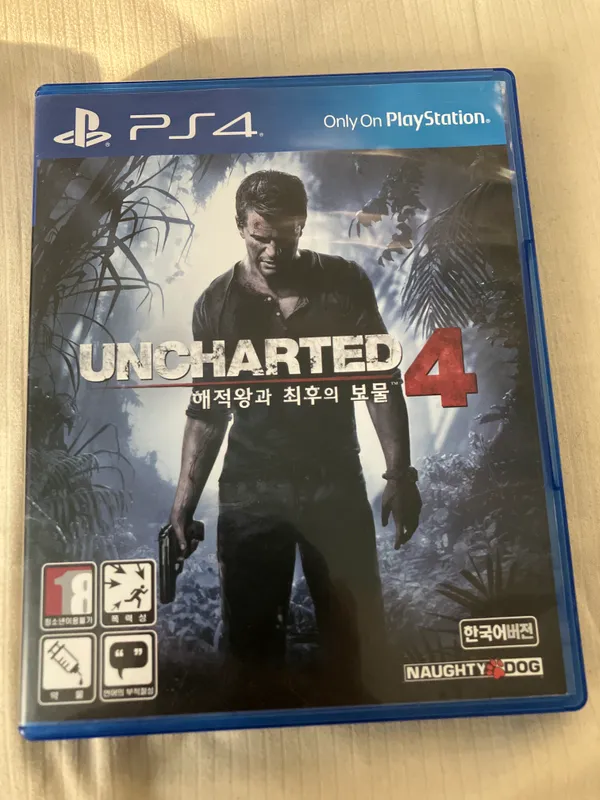 Комплект оригинальных дисков Xbox 360 и ps4 1 Комплект оригинальных дисков Xbox 360 и ps4 1