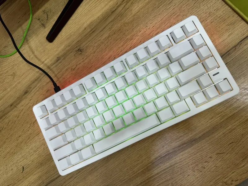 VGN neon magnetic keyboard продаются VGN neon magnetic keyboard продаются