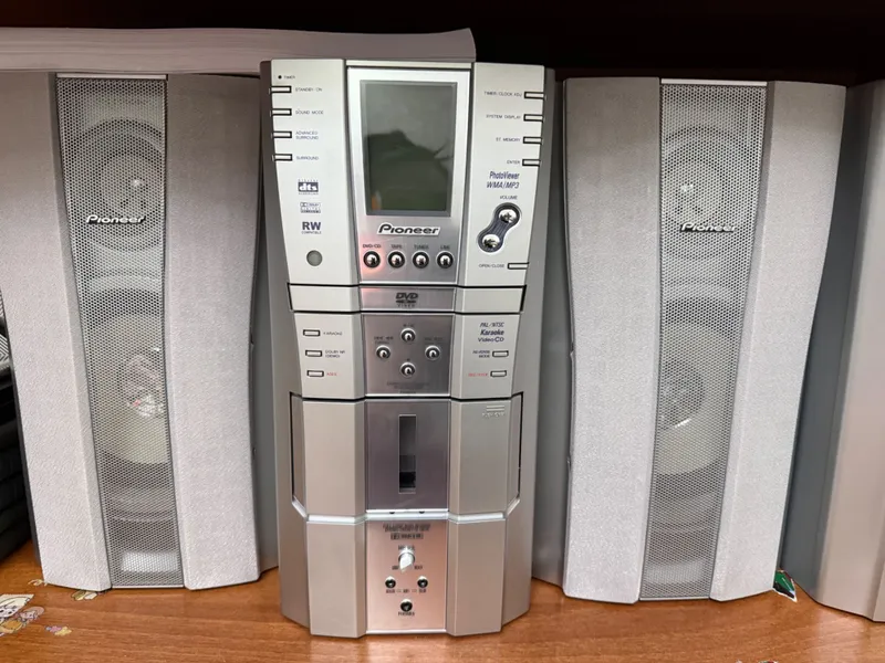 СРОЧНО! Музыкальный центр Pioneer DVD/MP3/RW/VCD — фото 1