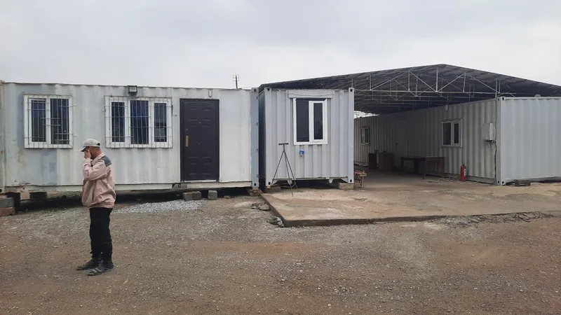 Услуги Контейнер Домик Офис Магазина Сартарошхона Готовы Конструкции