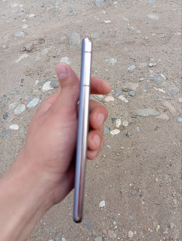 Samsung S21 bitta Smkartalik kareski. Aybi yuq — фото 1