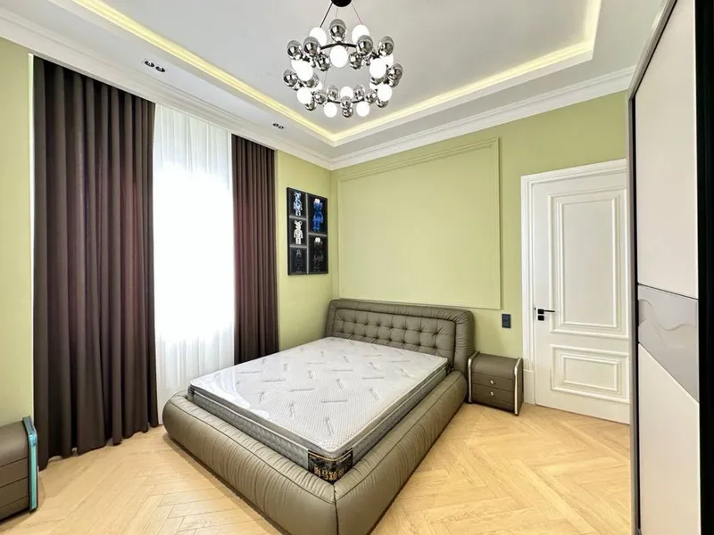 Новый добротный дом с мебелю и стехникой — фото 4