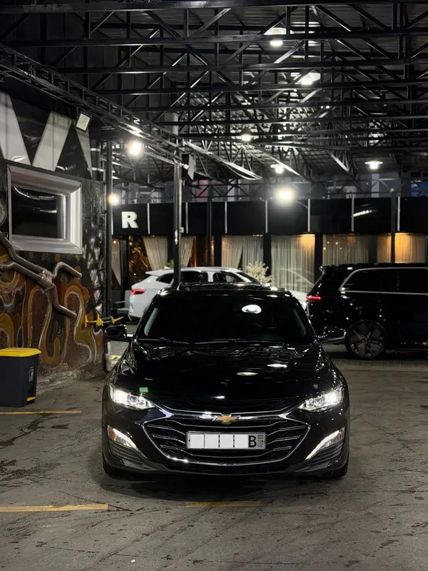 Malibu 2 premier yili 2022 kraska tozza 100 % prabegi 28.000 Malibu 2 premier yili 2022 kraska tozza 100 % prabegi 28.000