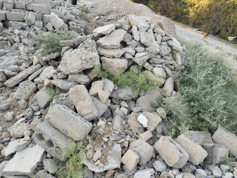 Beton tosh biton tosh sotiladi narxini kelishamiz 2