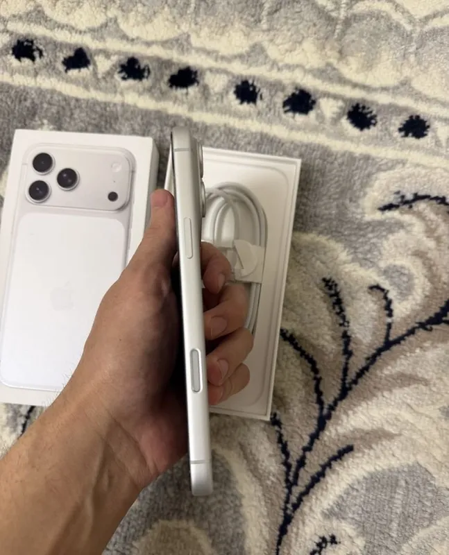Iphone 17 pro max 256gb sim+ e sim 4 Iphone 17 pro max 256gb sim+ e sim 4