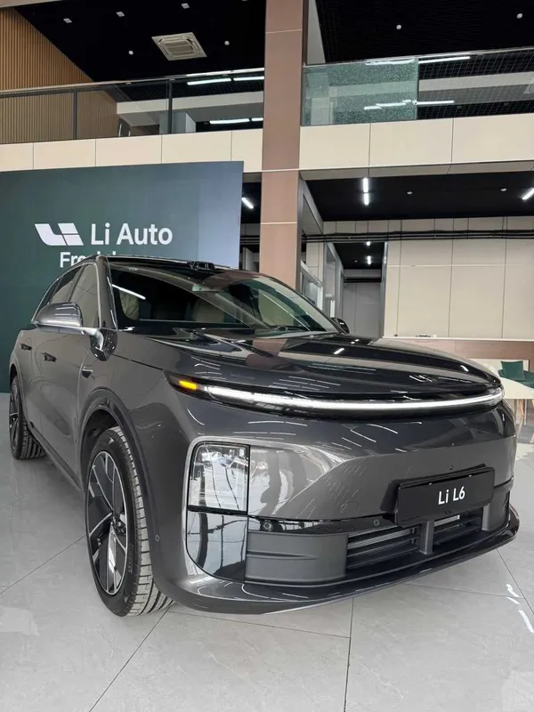 Lixiang L6 MAX Restyling от Li Auto Uzbekistan 3 ГОДА гарантия Lixiang L6 MAX Restyling от Li Auto Uzbekistan 3 ГОДА гарантия