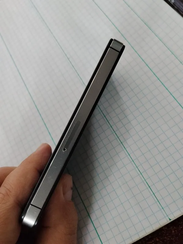 iPhone 4s 16g всё родное без коробки БУЛИШ — фото 3