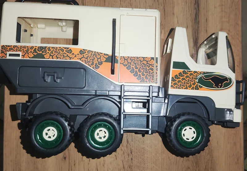 Машинки от Disney, hot wheels. Фигурки Marvel — фото 4