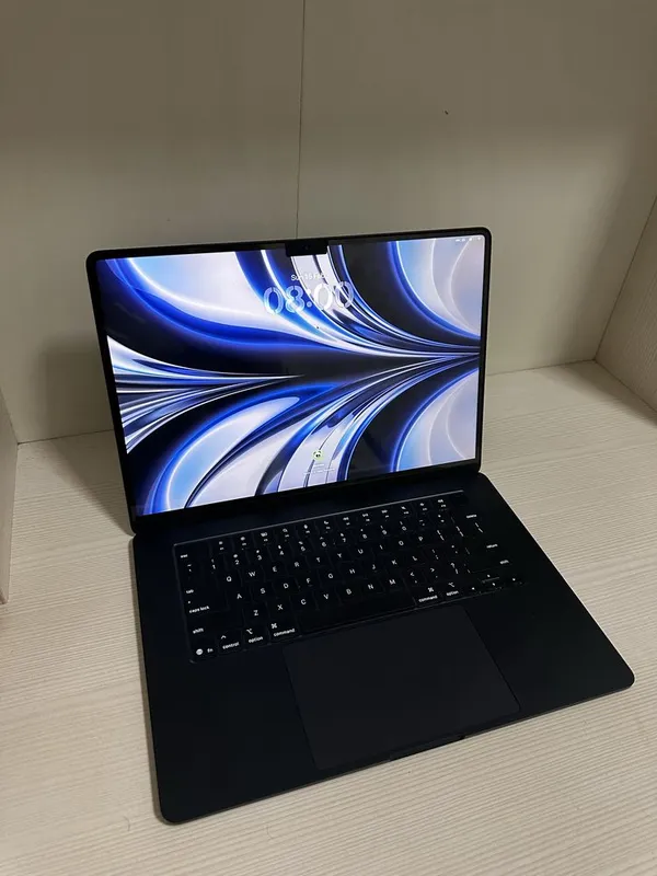 Macbook air m4 2025 — фото 2