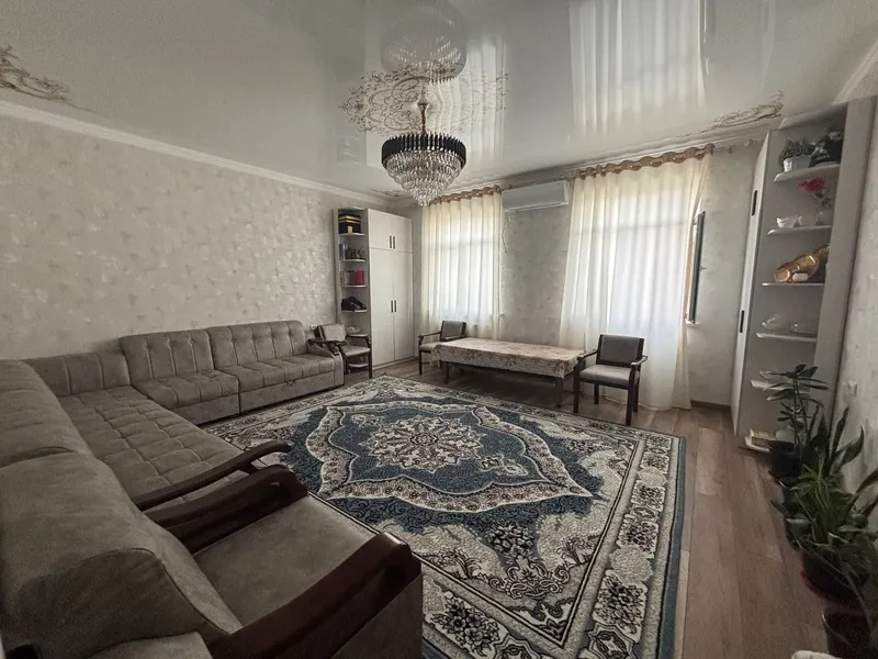 Продаётся своя квартира — фото 1