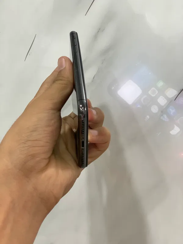 IPHONE X 256 Gb 4 IPHONE X 256 Gb 4