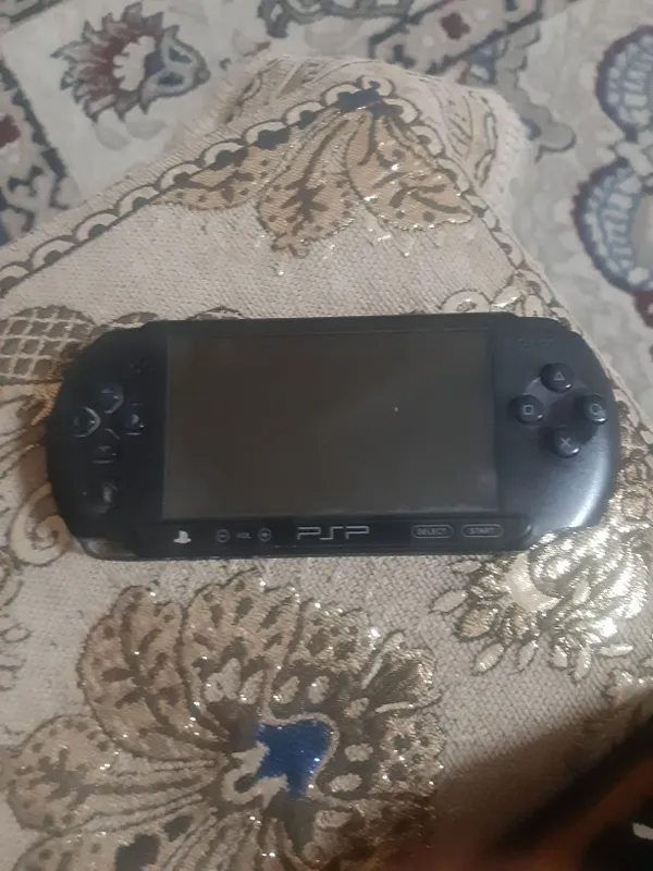 Psp sotiladi 250
