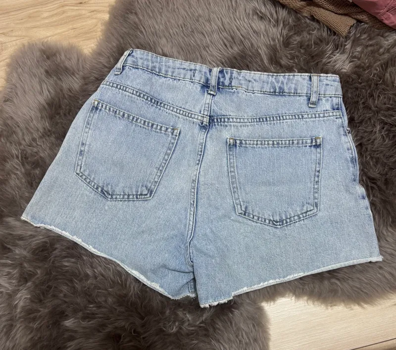 Yozgi jinsi shortlar 2 Yozgi jinsi shortlar 2