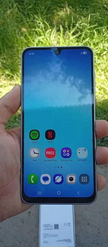 SAMSUNG A17 xotira 6/128 SAMSUNG A17 xotira 6/128
