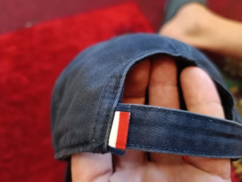 Бейсболка Tommy Hilfiger — фото 1
