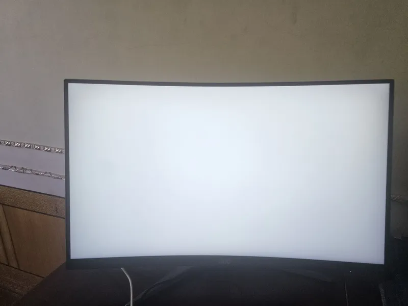 Монитор AOC 27 240 Hz 3