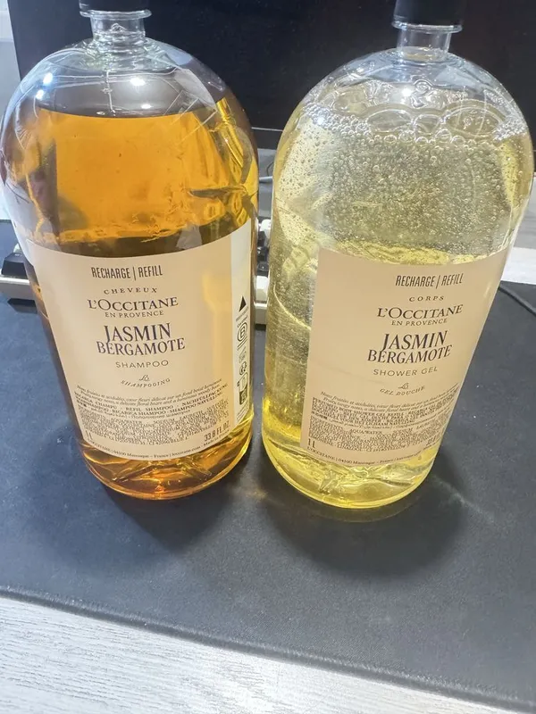 Jasmin Bergamote shampun va gel dlya dusha