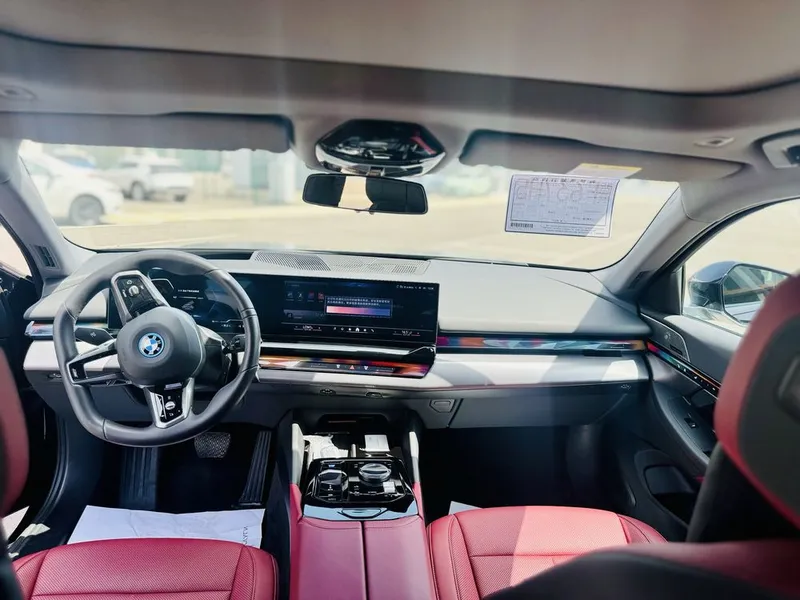 BMW I 5 40 L full — фото 3