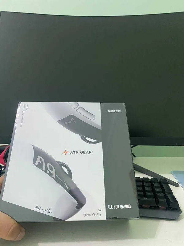 ATK A9 air топовая игровая мышка ATK A9 air топовая игровая мышка