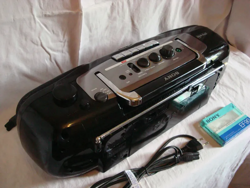 SONY CFS - B 5 S MK-2. 1997 год Редкий. Рабочий. — фото 3