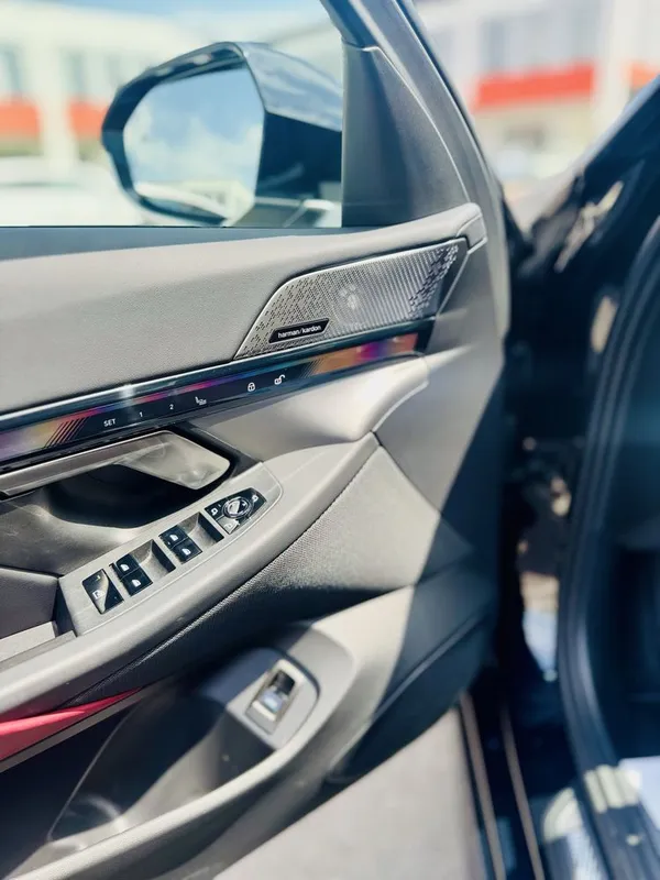 BMW I 5 40 L full — фото 6