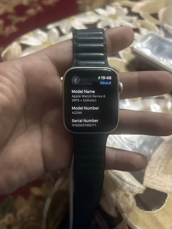 iwatch 6 GPS + Cellular iwatch 6 GPS + Cellular