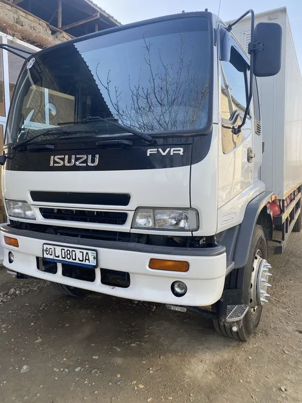 Isuzu fw37 10tonnalik — фото 2