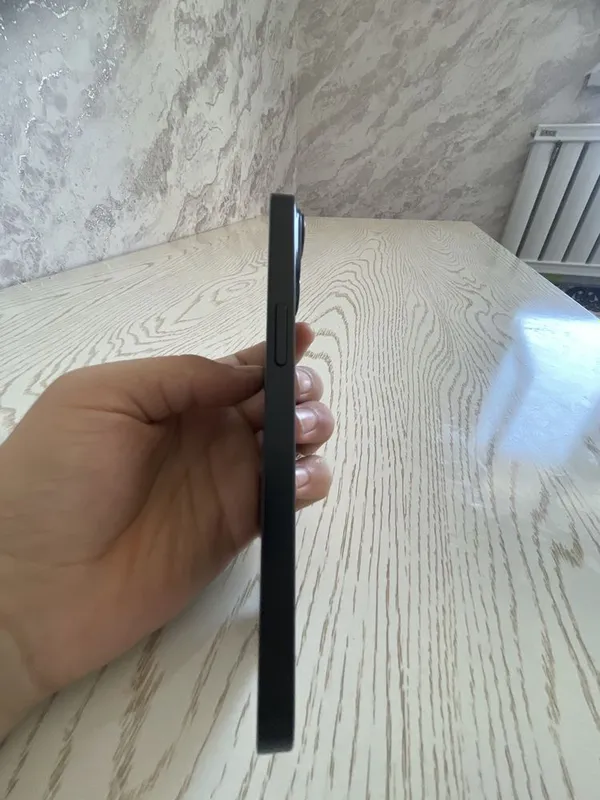 iPhone 14 Urgut 3