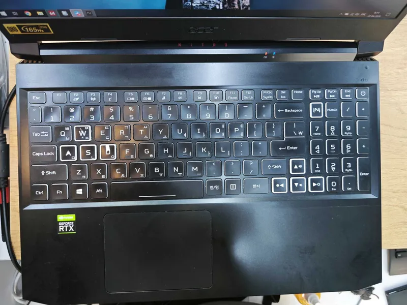 Acer Nitro 5 Ryzen 7 5800h + RTX 3070M 4