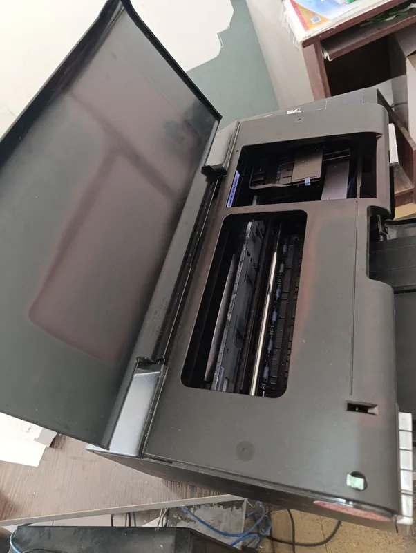 Продаётся принтер Epson L805 2 Продаётся принтер Epson L805 2