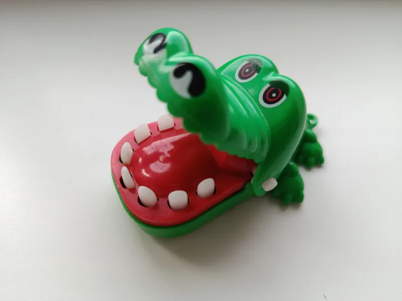 Mini krokadil sotiladi