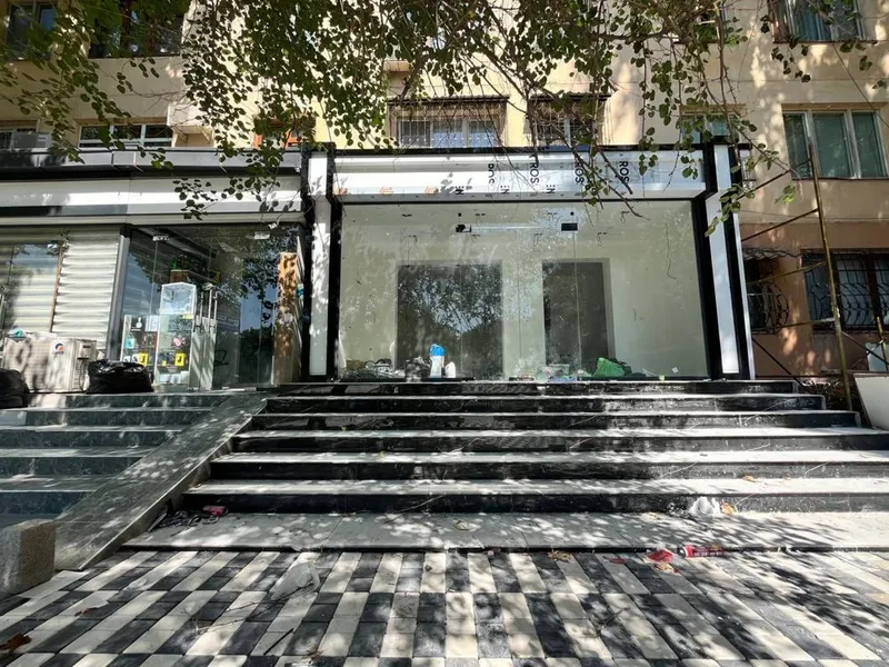 Продаётся Своя НеЖилое возле Метро Мирзо Улугбек 2 Продаётся Своя НеЖилое возле Метро Мирзо Улугбек 2