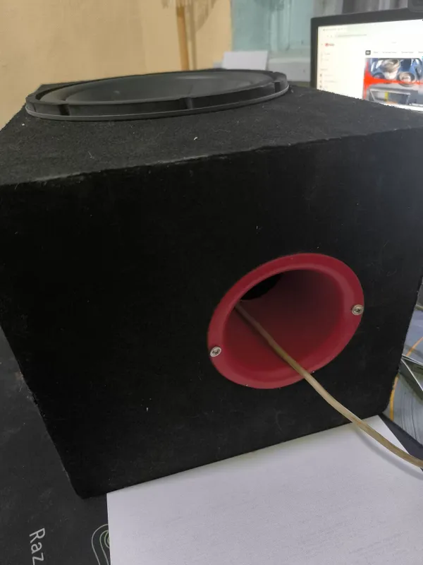 sabvufer jbl 1200 12 dyumli qutisi bilan 2 sabvufer jbl 1200 12 dyumli qutisi bilan 2