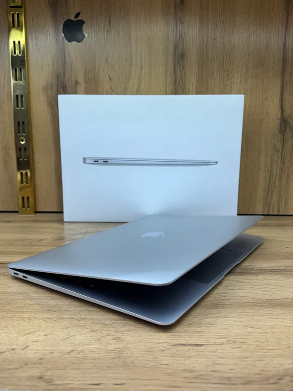 macbook air m1 13 inch 3
