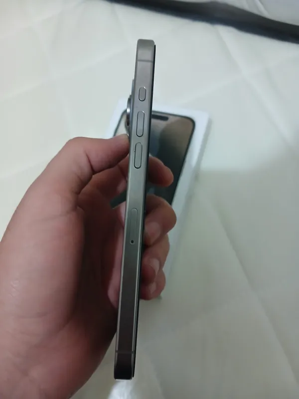 iphone 15 pro max 256gb natural titanium 87% 6