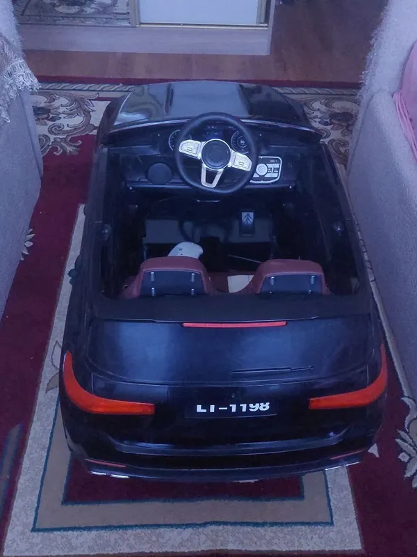 Bolalar uchun katta elektr mashina 5