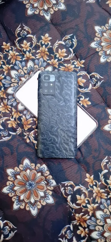 REDMI NOT 10 6/128 XOTIRA EDEAL TELFON NARXI 700