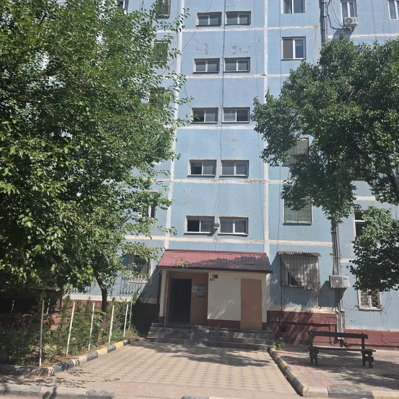 Продаётся своя 4/9/9 квартира  на Алгоритме — фото 1