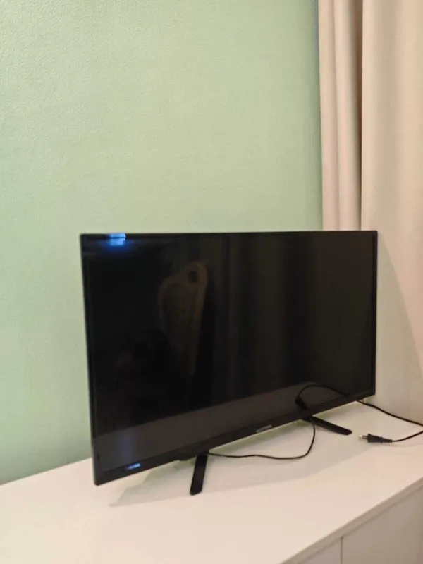 Телевизор Yasin LED-32E58TS 32 дюйма