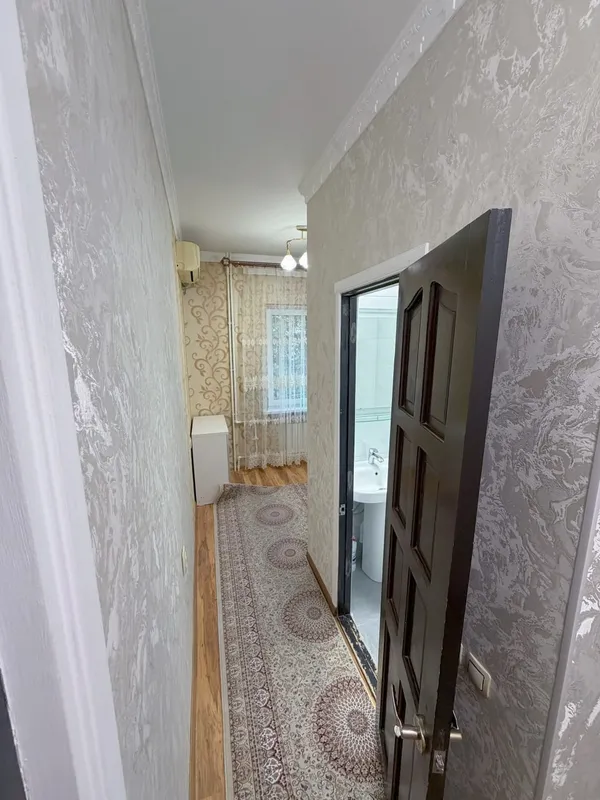 2-х комнатная квартира 3/4 в Авиасозлар-2, 78 м², с ремонтом, французская планировка — фото 8