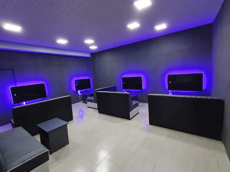 Playstation 4 va 3. Android Smart TV 50 talik 4 Playstation 4 va 3. Android Smart TV 50 talik 4