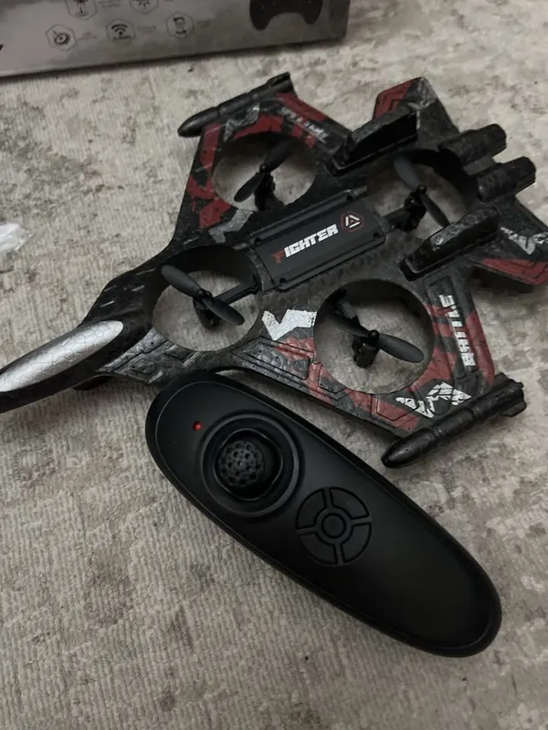 Drone v33 bolar uchun 14 yosh 2