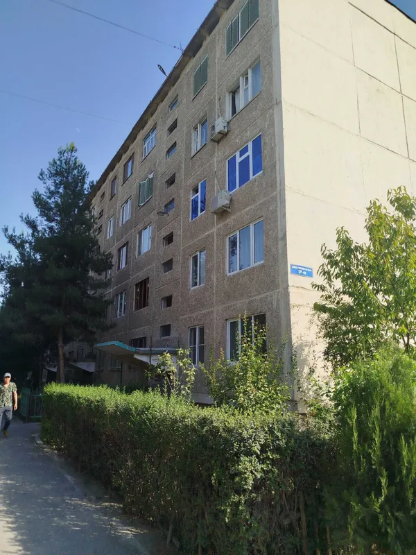 Kvartira sotiladi